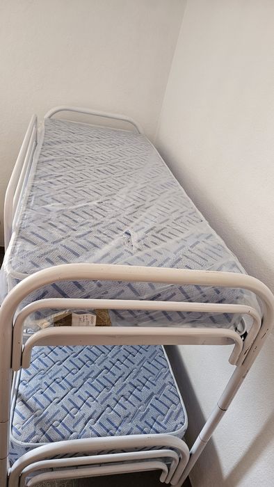 Beliche com Colchões (Excelente Estado)