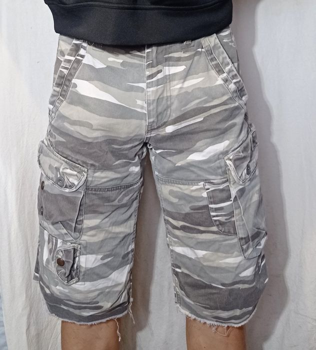 Шорты бермуды мужские A|X Armani Exchange р. 28.