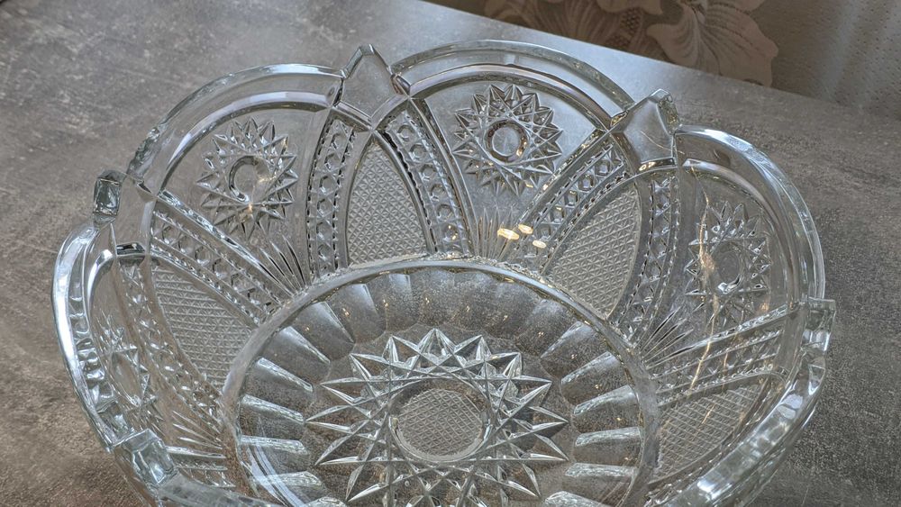 Большая салатница из хрусталя (Bohemia) Велика салатниця із кришталю