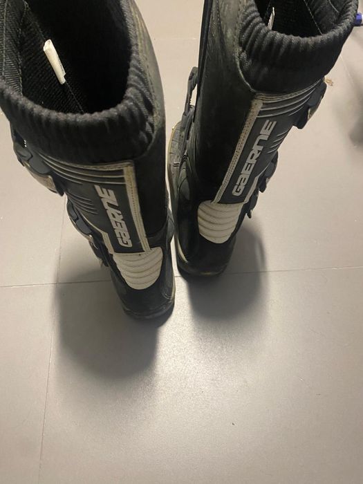 Botas Moto marca Gaerne 43 em otimo estado
