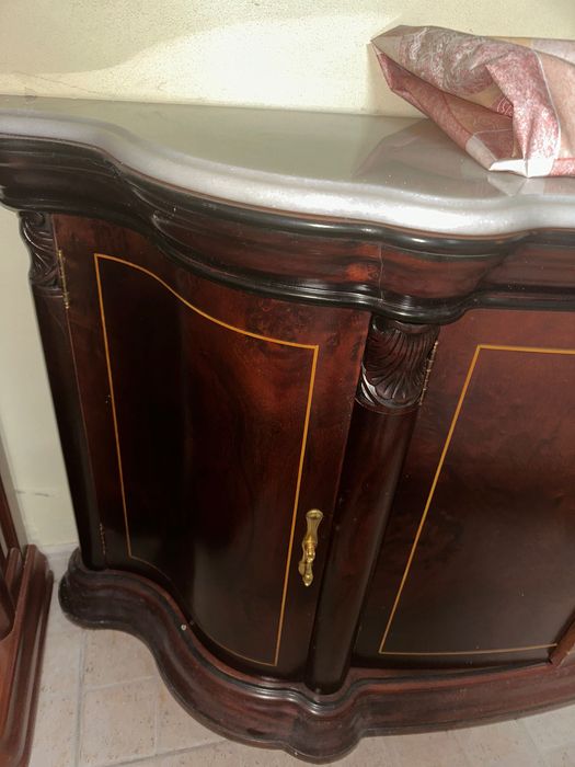 Móvel madeira decorativo