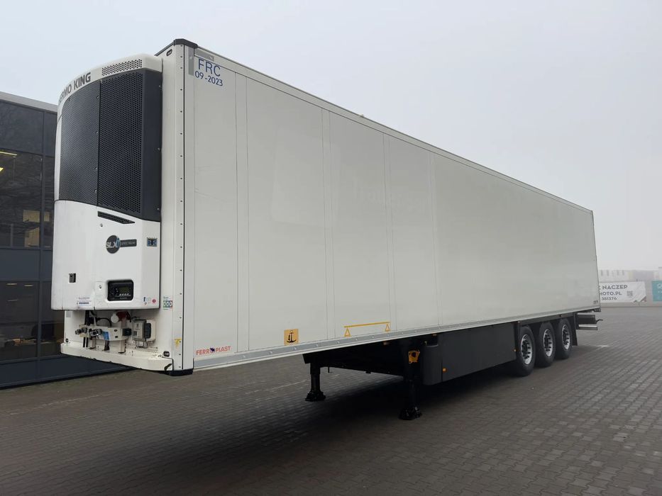 Schmitz Cargobull Multitemp. ,Doppelstock, Thermo King SLXi Spectrum  oś podnoszona, Nowe Opony!! 220.000 km! Agregat 4.800 h!!