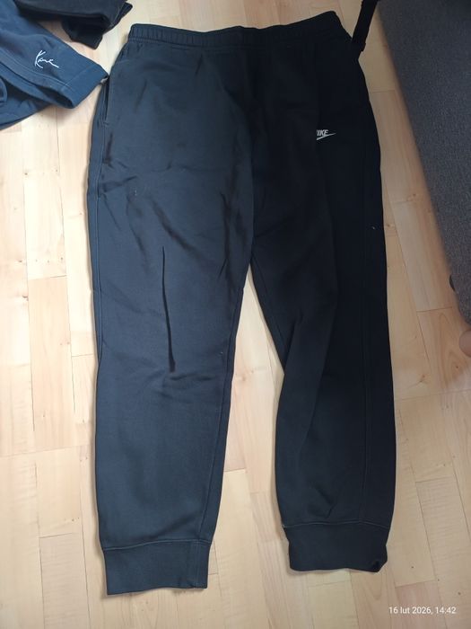 spodnie czarne Nike