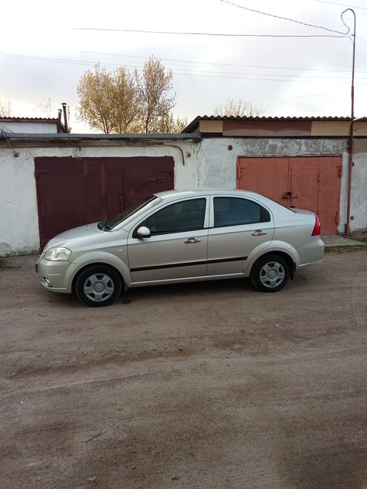 Продам Шевроле авео .