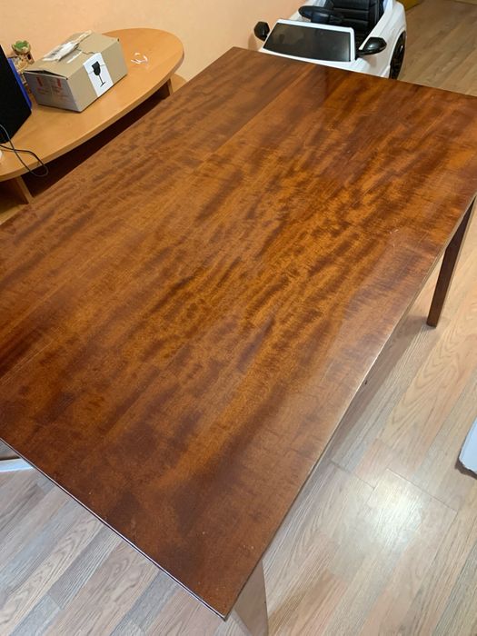 Продається стіл