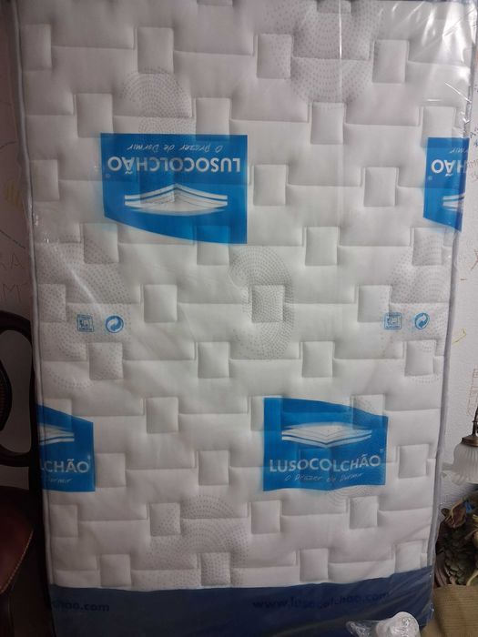 Cama (sommier) NOVO