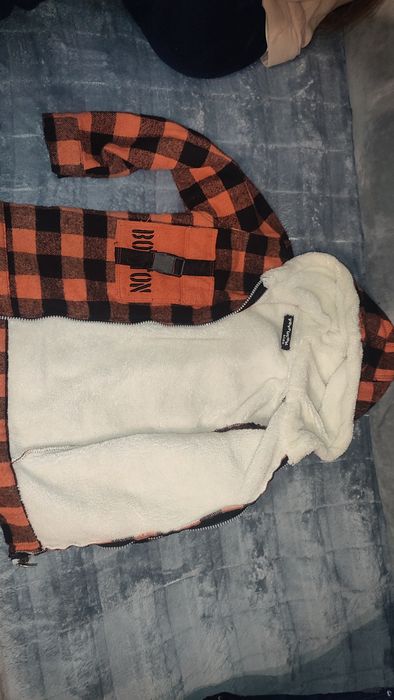 Бомбер , светр , батнік 4 - 6 р