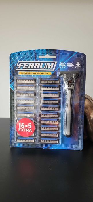 Maszynka do golenia FERRUM + 21 ostrzy wymiennych 3 OSTRZA