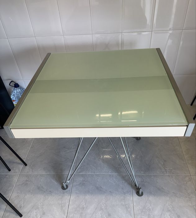 Mesa de cozinha tampo vidro