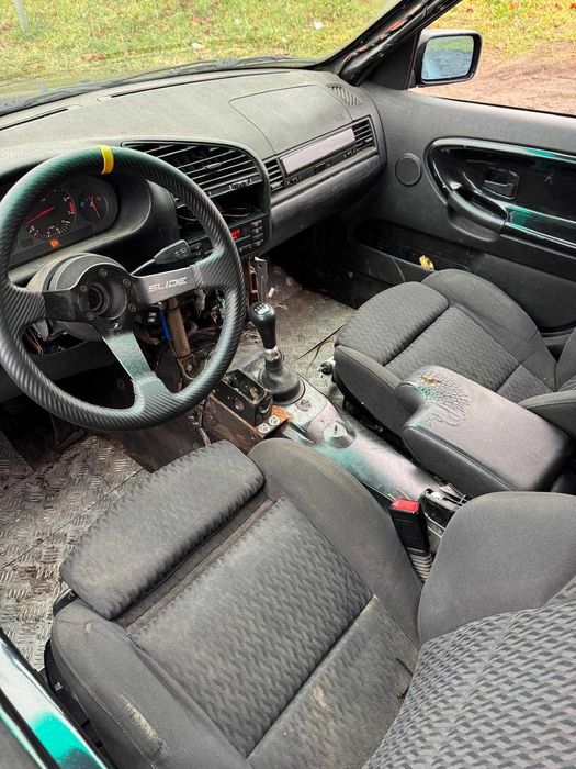 BMW E36 Touring 328i 2.8 m52b28 drift daily