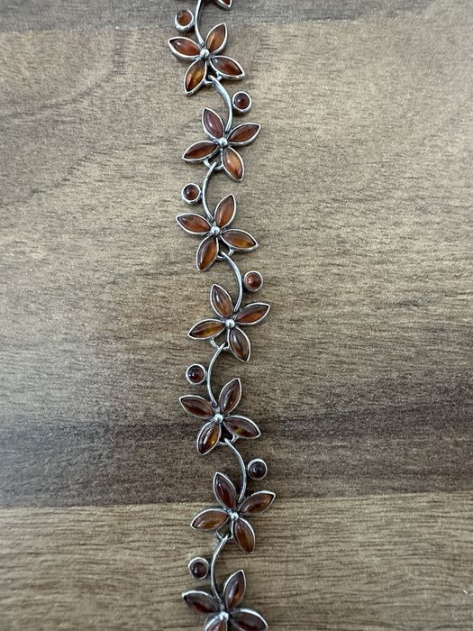 Unikatowa srebrna bransoletka z bursztynem Darvin Jewellery