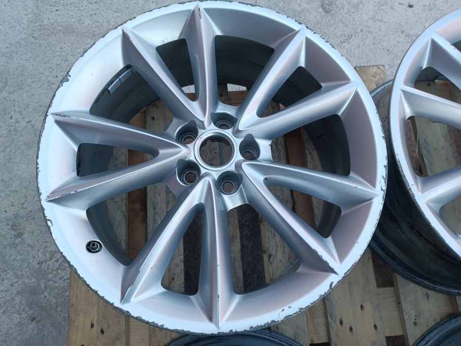 Різноширокі легкосплавні диски 5 108 R19 FORD