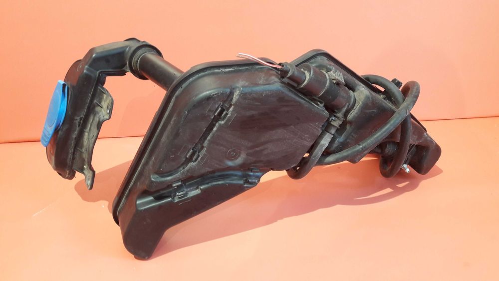 Бачок омивача з горловиною 8R0955453B Audi Q5 Ауди кую  Авторазборка