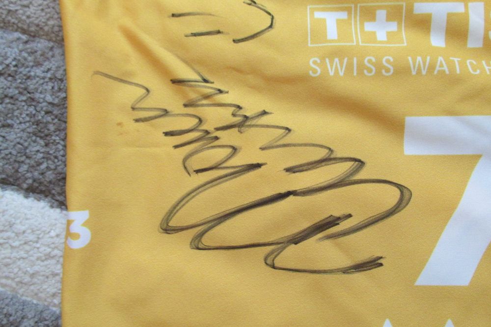 Plastron z autografem