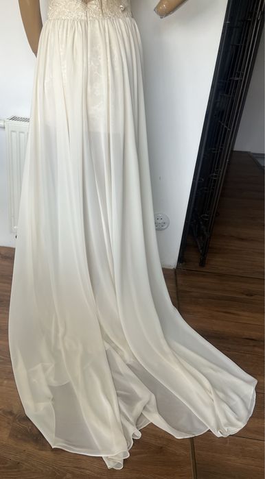 Suknia ślubna Wesele ecru kremowa S / XS z trenem szyfon