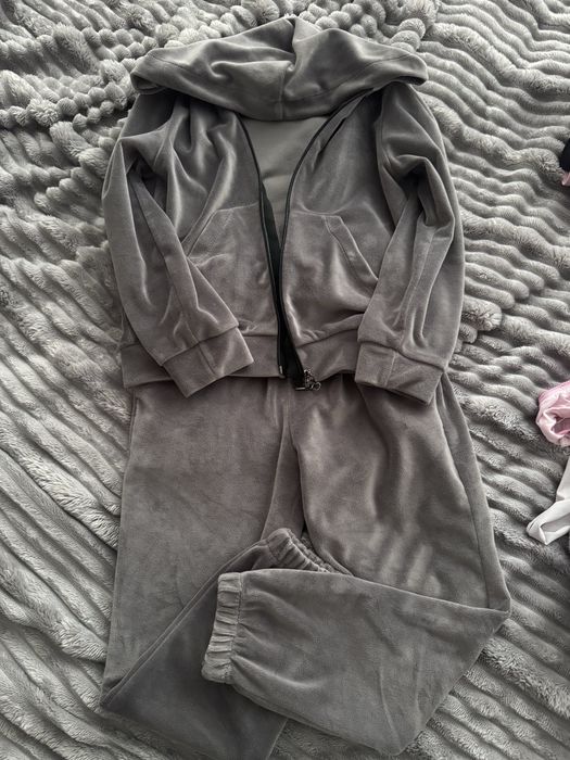 Велюровий костюм дитячий