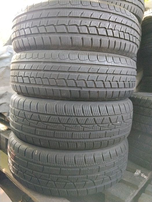 Toyo 215 65 r16C 4шт шини б'у резина гума з Європи