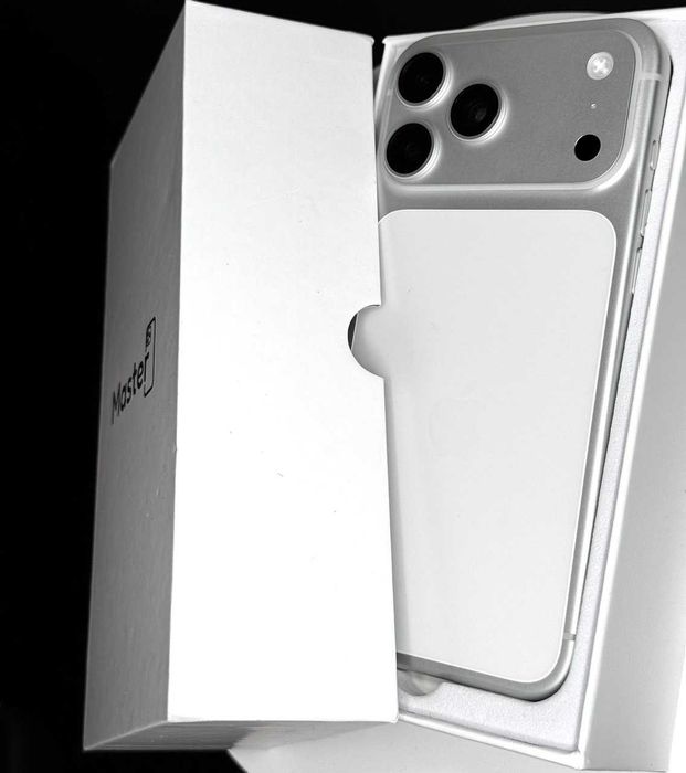 Apple iPhone 17 Pro Max 512GB SILVER bateria 100% A- gw 6 msc