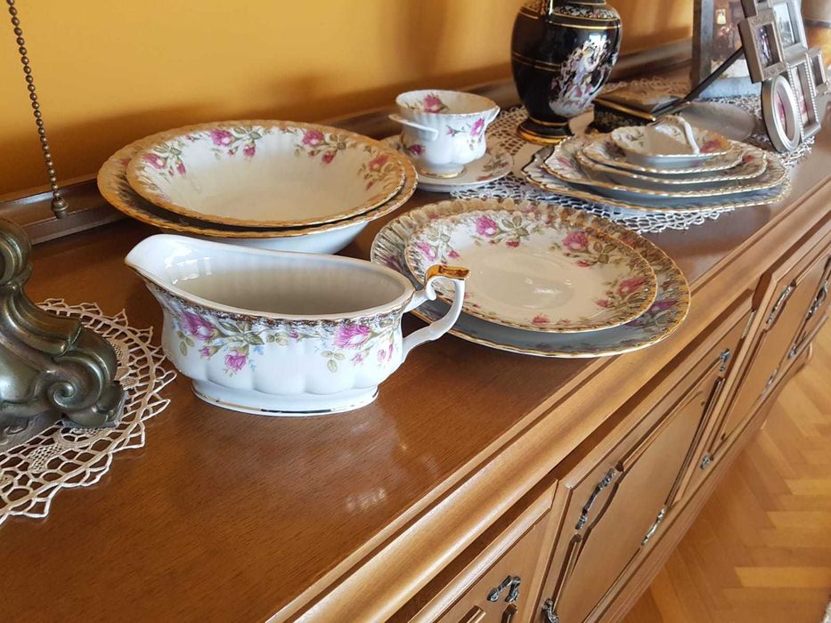 zastawa porcelanowa Chodzież komplet serwis