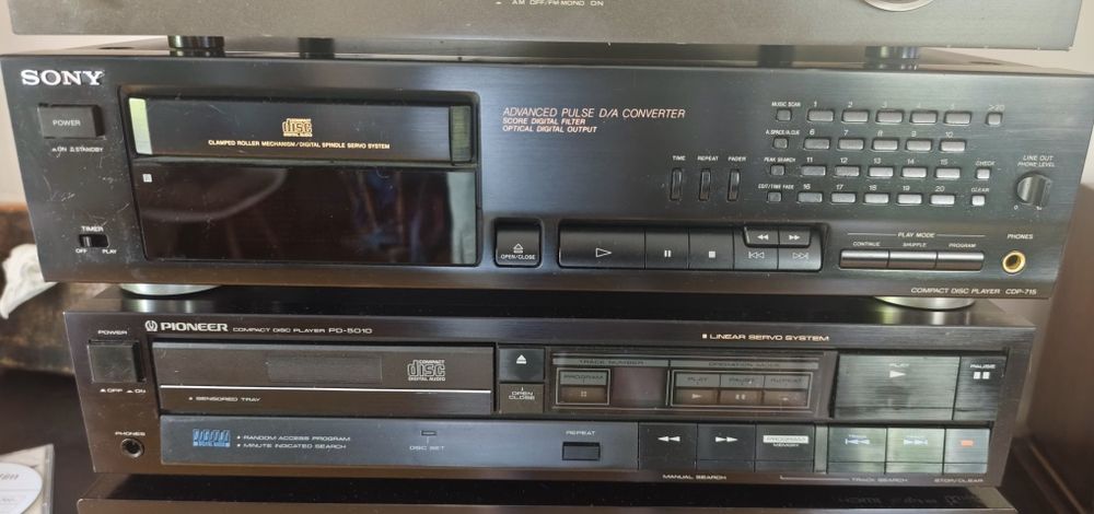 Odtwarzacz CD Pioneer PD 5010 oraz Sony cdp - 715