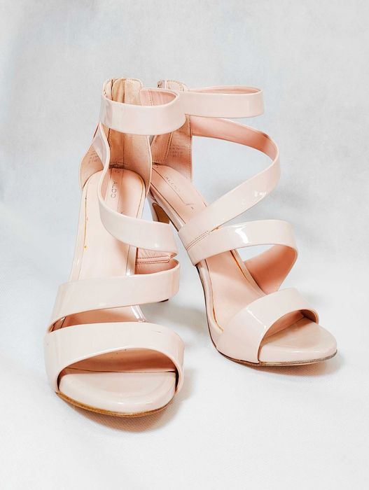 Szpilki sandały na obcasie lakierowane ALDO 39/40 25,3CM BD0158