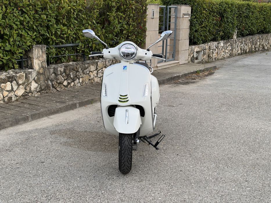 Vespa GTS 310 Nova