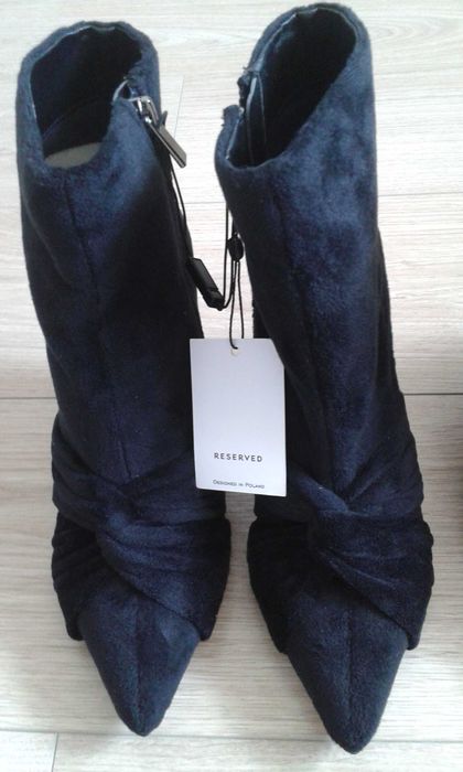 Botki 41 Reserved zamszowe czarne NOWE buty wiosenne szpilki