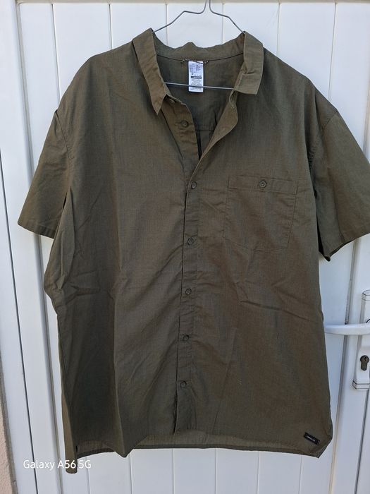 Camisa desportiva para homem