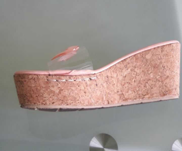 Босоножки пудрового цвета 37