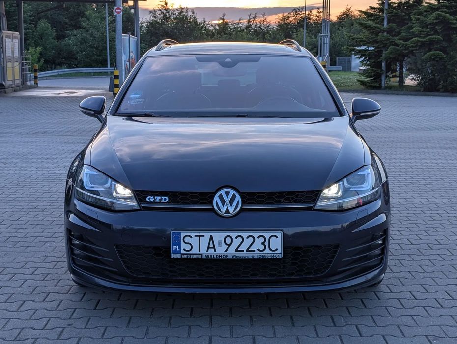 Volkswagen Golf Oryg. lakier, GTD 184KM, asystenci, hak, Dynaudio