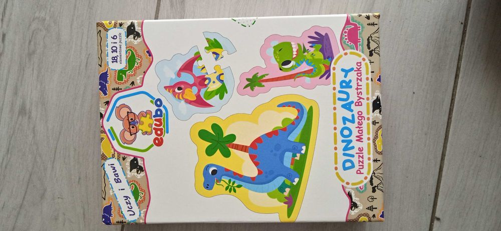 Puzzle dinozaury