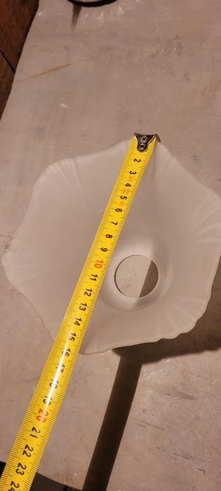 Szklane klosze do lampy lub żyrandola