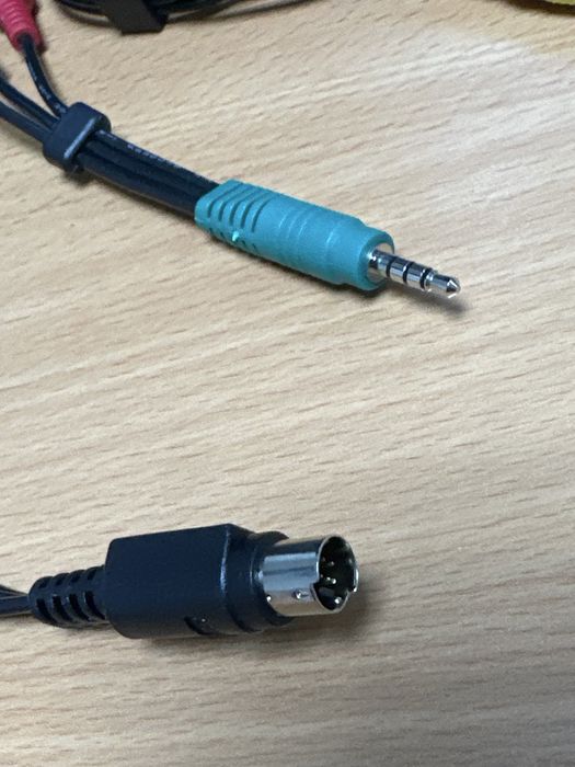 Cabos RCA com adaptadores