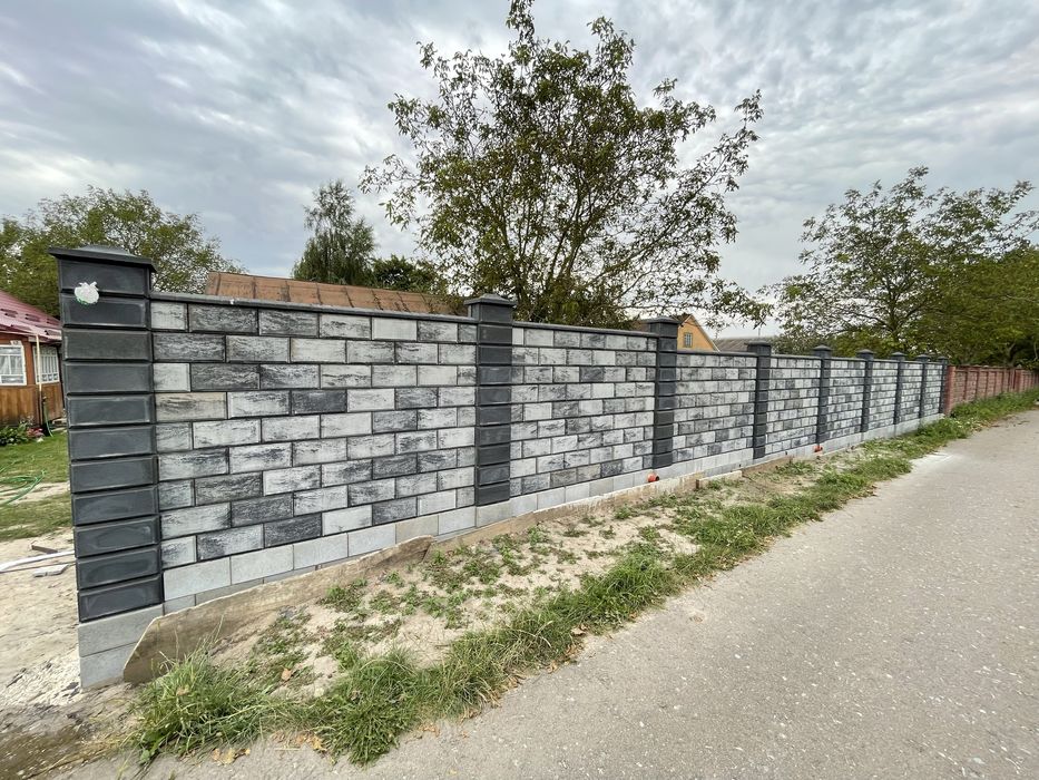 Забори з блоків під ключ• Монтаж парканів • Доступні ціни