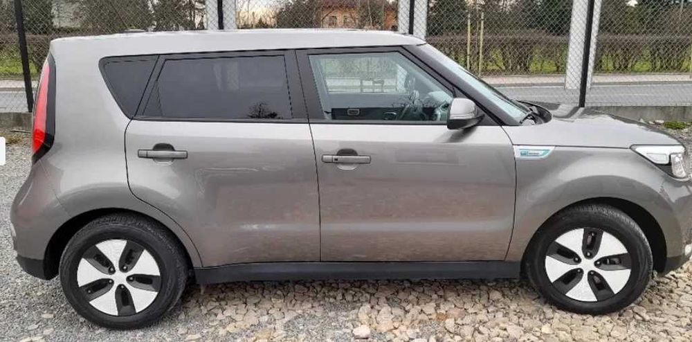 Розборка шрот запчасти Kia Soul EV колір IM кіа соул солл разборка