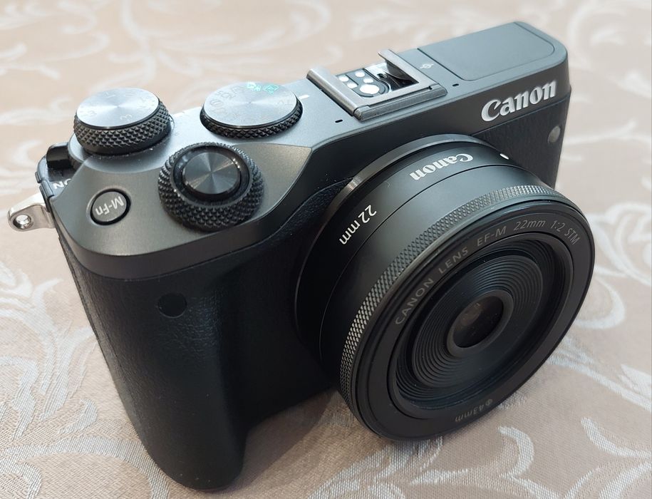 Canon M6 + Obiektyw 22mm f/2 + Sea Frogs 40m obudowa podwodna