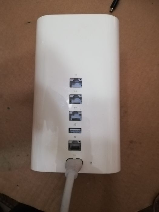 Apple  air  port