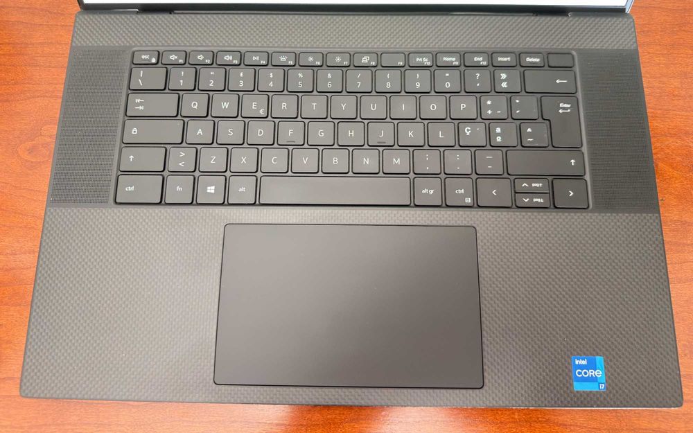 Dell XPS 17 9700|17.3"FullHD+|i7-10750H|32G Ram|Ssd 1Tb|GTX1650 Ti 4Gb