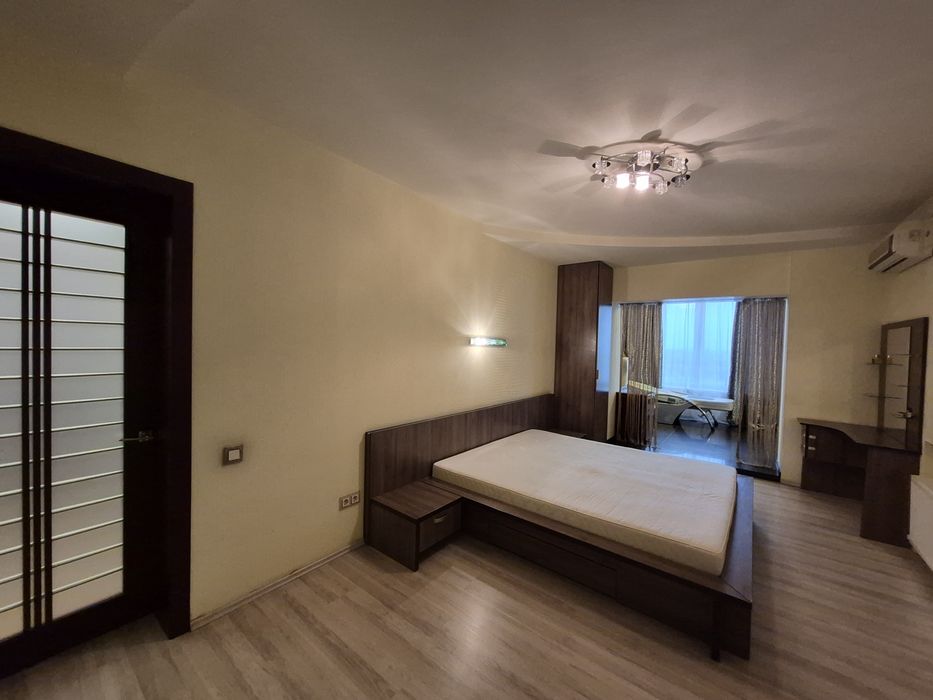 Сдам 3 комн квартиру с паркоместом ЖМ Солнечный