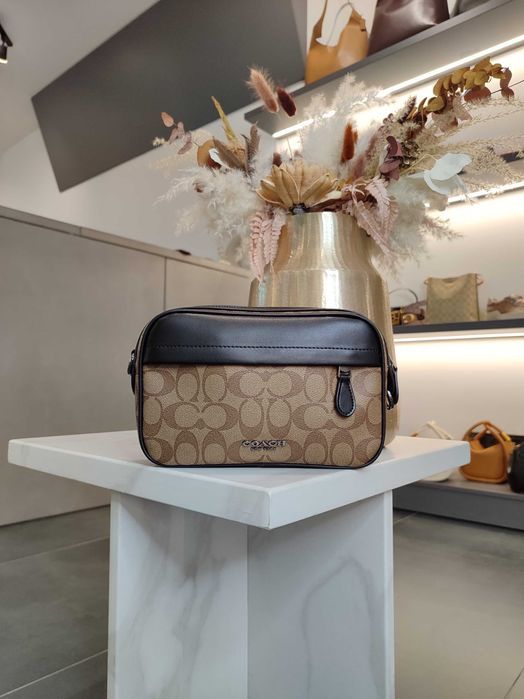 Сумка Coach Graham Crossbody Bag In Signature Canvas Tan