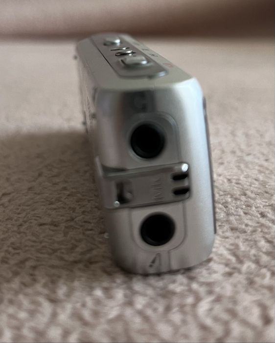 Диктофон Samsung YV-120