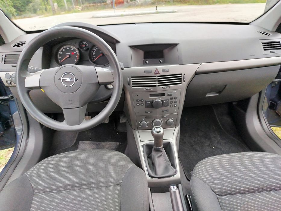 Opel Astra H - 118000km (2006- gasolina)
