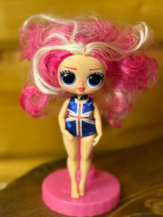 Ляльки LOL OMG Fierce tweens Rainbow high