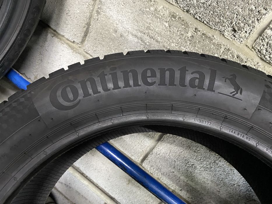 Зимові шини 205/55 R17 CONTINENTAL