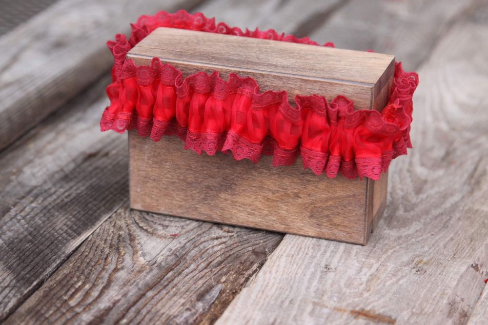 Podwiązka czerwona handmade