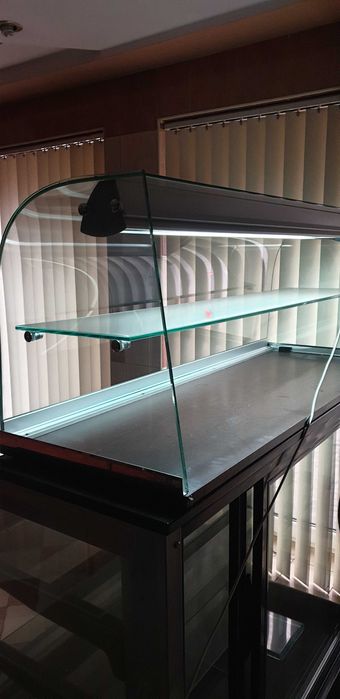 witryna sklepowa cukiernicza podświetlana JUKA