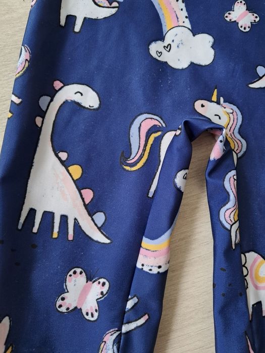 Strój kostium kombinezon kapielowy dinozaury jednorożec 98
