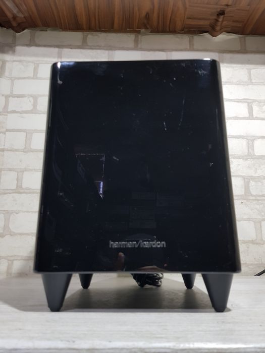 Активний сабвуфер HARMAN KARDON HKTS 200 SUB, +5,б/у з Німеччини