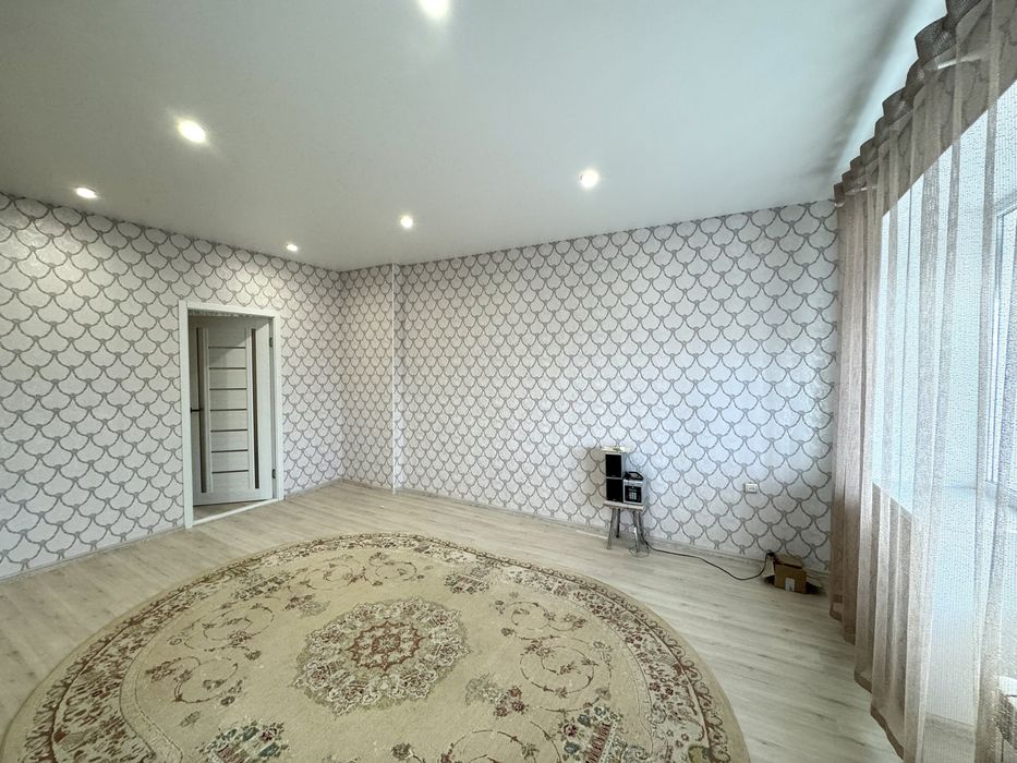 Продажа 3к в центре со своим гаражом