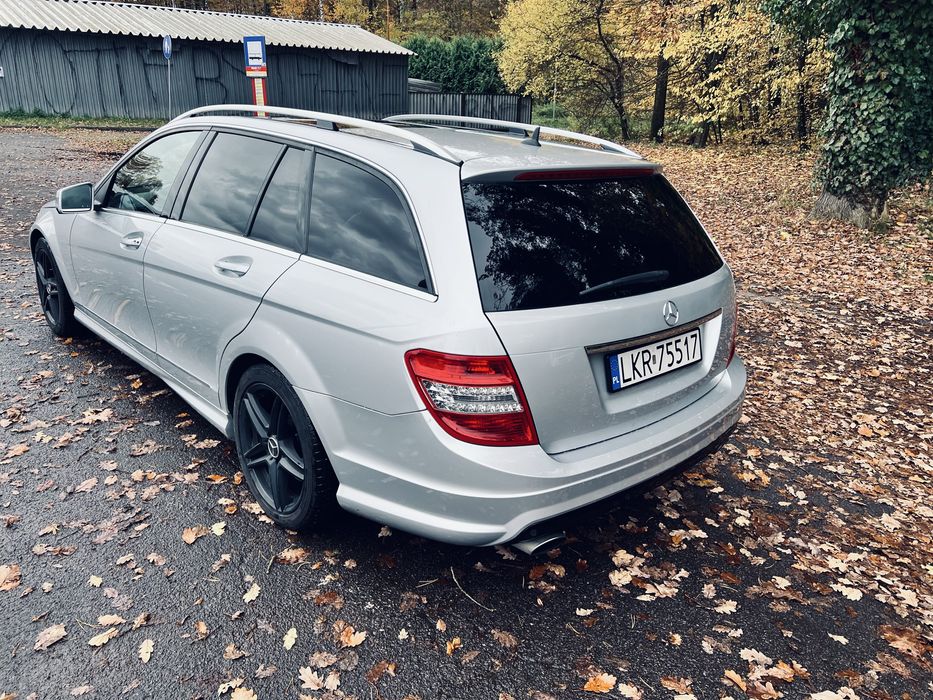 Mercedes-benz C350 CDI harman kardon/ 7G-Tronic